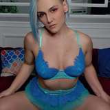 bella_tough_cookie