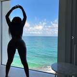doseofneshia