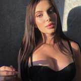 vikki_crystal