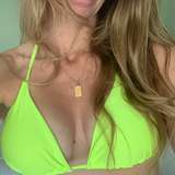 naughtyhotmom