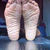littleebonyfeet