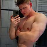 blondfitboy