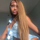 sheblickzz