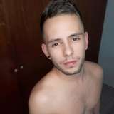 exequiel_ponz_free