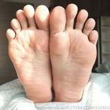 ladyboys_feet